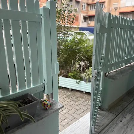 Sol Peaceful Retreat ティラナ